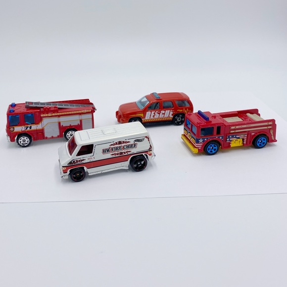 Hot Wheels Fire Rescue Car Lot of 4 - Picture 15 of 15